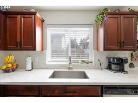 158 Leif Drive Kelso WA 98626