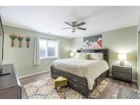 158 Leif Drive Kelso WA 98626