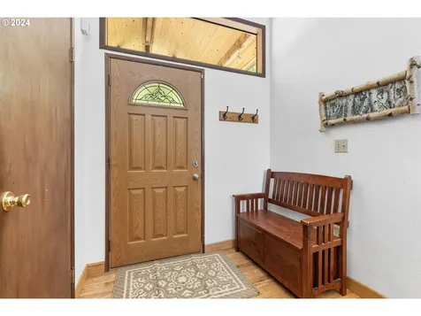 23400 E Bailey Road Rhododendron OR 97049