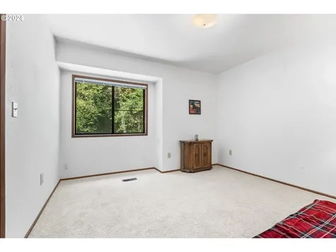 23400 E Bailey Road Rhododendron OR 97049