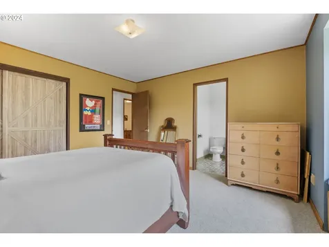 23400 E Bailey Road Rhododendron OR 97049