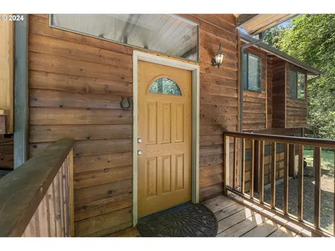 23400 E Bailey Road Rhododendron OR 97049