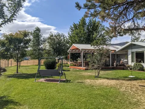 62264 Sporting Lane La Grande OR 97850