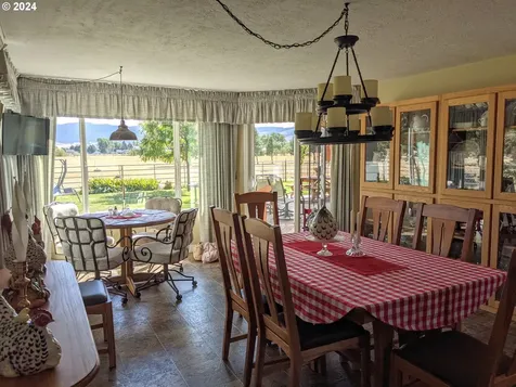 62264 Sporting Lane La Grande OR 97850