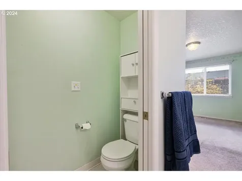 212 NW Bonanza Avenue Dallas OR 97338