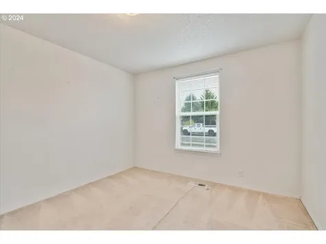 212 NW Bonanza Avenue Dallas OR 97338