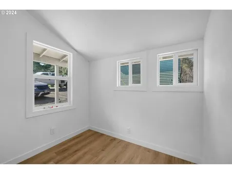 30579 Kenady Lane Cottage Grove OR 97424