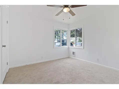 760 G Street Washougal WA 98671