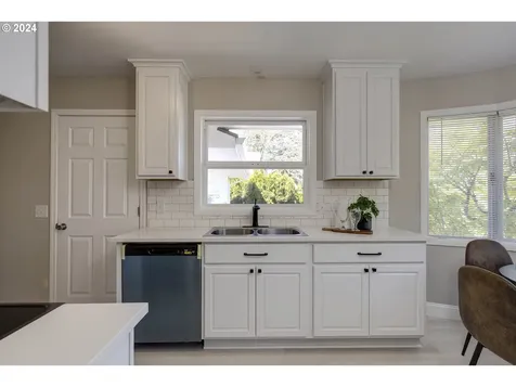 4223 Ne 76th Avenue Portland OR 97218