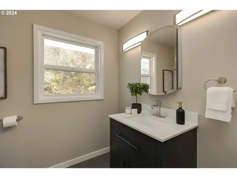 4223 Ne 76th Avenue Portland OR 97218
