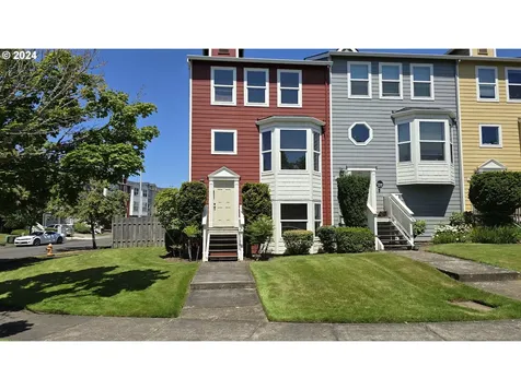 2599 Nw 1st Drive Gresham OR 97030