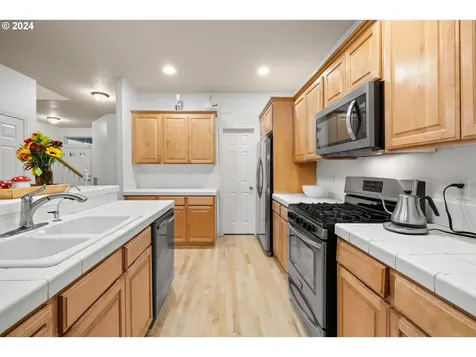 3785 Wild Rose Loop West Linn OR 97068