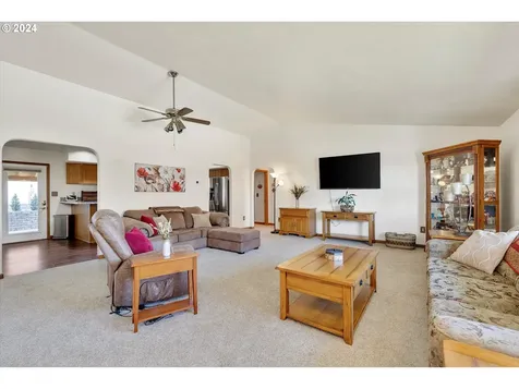 1818 Minnesota Street The Dalles OR 97058