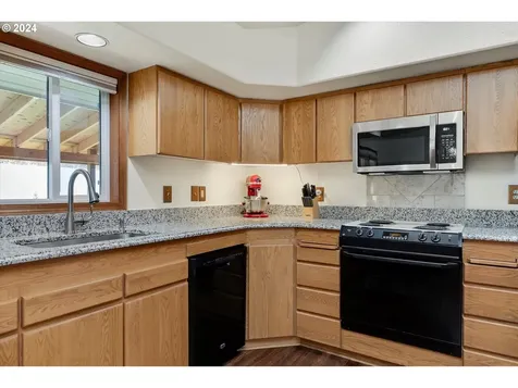 1818 Minnesota Street The Dalles OR 97058