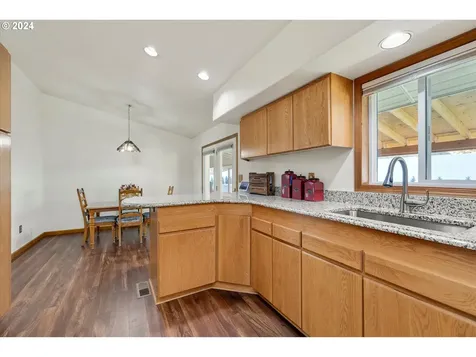 1818 Minnesota Street The Dalles OR 97058