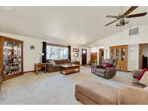 1818 Minnesota Street The Dalles OR 97058