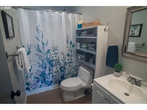 521 W Collins Street Goldendale WA 98620