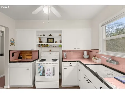 6616 Sw Canyon Lane Portland OR 97225