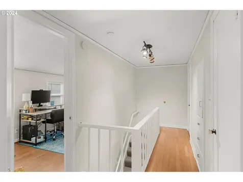 6616 Sw Canyon Lane Portland OR 97225