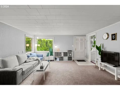 6616 Sw Canyon Lane Portland OR 97225