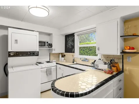 6616 Sw Canyon Lane Portland OR 97225
