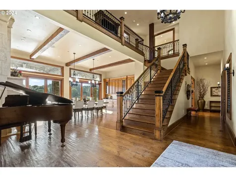 12780 S Fielding Road Lake Oswego OR 97034