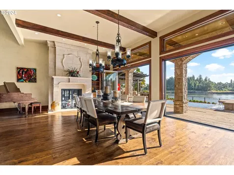 12780 S Fielding Road Lake Oswego OR 97034