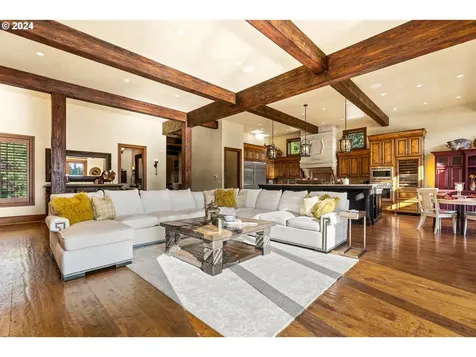 12780 S Fielding Road Lake Oswego OR 97034