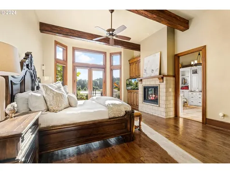12780 S Fielding Road Lake Oswego OR 97034