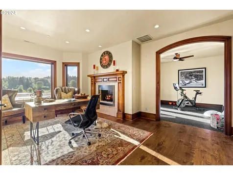 12780 S Fielding Road Lake Oswego OR 97034
