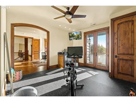 12780 S Fielding Road Lake Oswego OR 97034