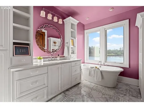 12780 S Fielding Road Lake Oswego OR 97034