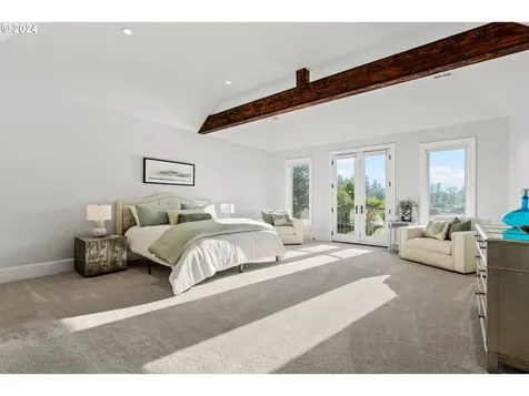12780 S Fielding Road Lake Oswego OR 97034