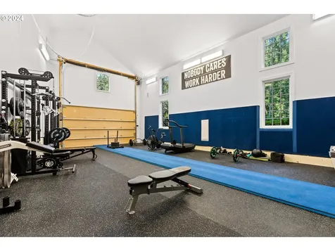 12780 S Fielding Road Lake Oswego OR 97034