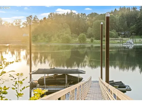 12780 S Fielding Road Lake Oswego OR 97034