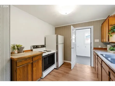 12015 Se Ramona Street Portland OR 97266