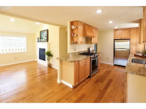 2525 Pine Street Seaside OR 97138