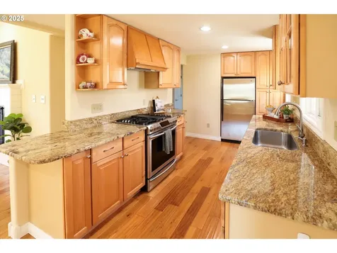 2525 Pine Street Seaside OR 97138