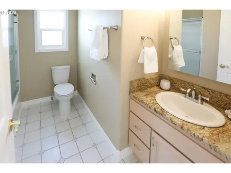 2525 Pine Street Seaside OR 97138