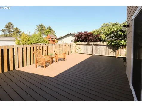 2525 Pine Street Seaside OR 97138