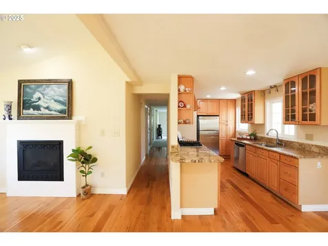 2525 Pine Street Seaside OR 97138