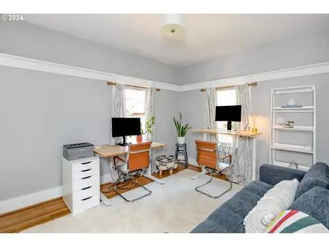 2303 Ne 43rd Avenue Portland OR 97213