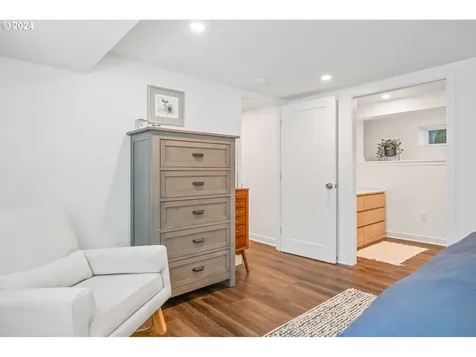 2303 Ne 43rd Avenue Portland OR 97213
