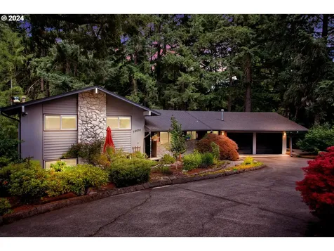 7000 SW Tierra Del Mar Drive Beaverton OR 97007