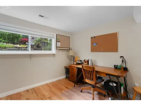 7000 SW Tierra Del Mar Drive Beaverton OR 97007