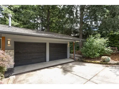 7000 SW Tierra Del Mar Drive Beaverton OR 97007