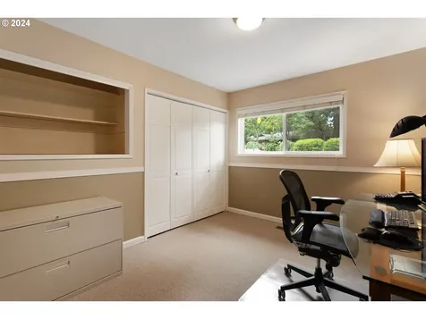 7000 SW Tierra Del Mar Drive Beaverton OR 97007