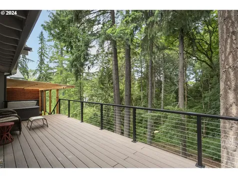 7000 SW Tierra Del Mar Drive Beaverton OR 97007