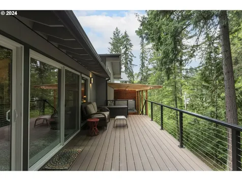 7000 SW Tierra Del Mar Drive Beaverton OR 97007