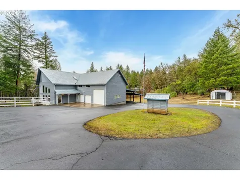 940 Shadow Hills Drive Grants Pass OR 97526